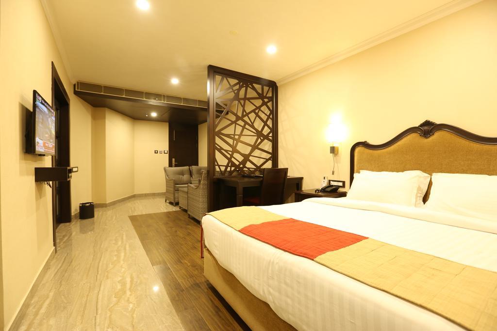 Hotel Atithi Guwahati Eksteriør billede